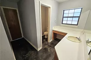 1596 Lcr 800, Groesbeck, TX 76642 - Photo 12