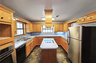 1596 Lcr 800, Groesbeck, TX 76642 - Photo 8