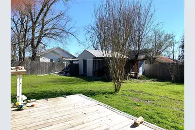 706 W Navasota Street, Groesbeck, TX 76642 - Photo 14