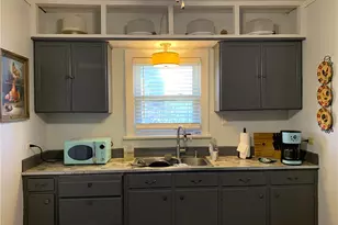 706 W Navasota St, Groesbeck, TX 76642 - Photo 6