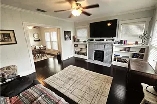 706 W Navasota St, Groesbeck, TX 76642 - Photo 2