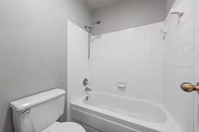600 Bagby Avenue #6B, Waco, TX 76706 - Photo 22