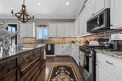 1244 Losak Road, Lorena, TX 76655 - Photo 12