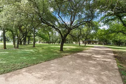 190 Winding Trail, Crawford, TX 76638 - Photo 28