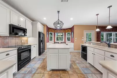 190 Winding Trail, Crawford, TX 76638 - Photo 8