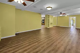 701 Arlington Dr, Woodway, TX 76712 - Photo 2