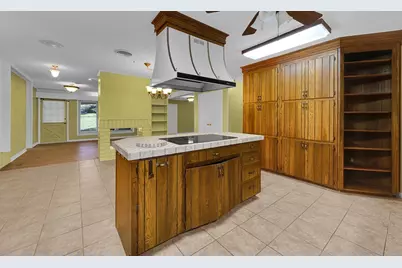 701 Arlington Drive, Woodway, TX 76712 - Photo 14