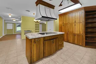 701 Arlington Dr, Woodway, TX 76712 - Photo 14