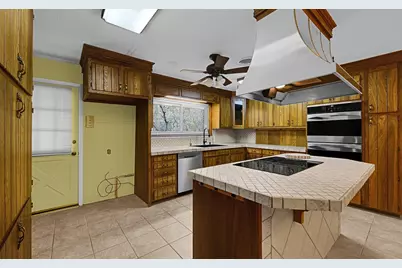 701 Arlington Drive, Woodway, TX 76712 - Photo 10