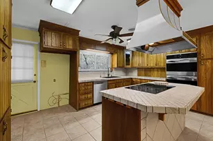 701 Arlington Dr, Woodway, TX 76712 - Photo 10