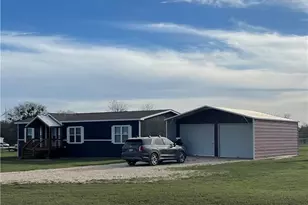 161 Meadow View Ln, Hubbard, TX 76648 - Photo 12