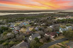 10009 Stony Point Dr, Woodway, TX 76712 - Photo 94