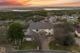 10009 Stony Point Dr, Woodway, TX 76712 - Photo 96