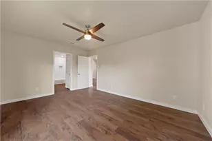 904 Gurley Ln, Waco, TX 76706 - Photo 8