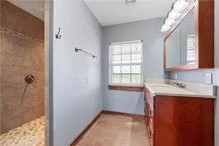 5730 Leroy Pkwy, West, TX 76691 - Photo 10