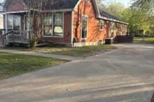 1013 La Vega St, Waco, TX 76705 - Photo 2