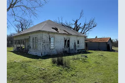 320 N 5th Street, Lott, TX 76656 - Photo 6