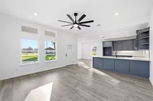 412 E Hunt St, Bremond, TX 76629 - Photo 12