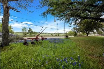 611 N Avenue Q Street, Clifton, TX 76634 - Photo 6