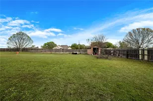 611 N Ave Q St, Clifton, TX 76634 - Photo 38