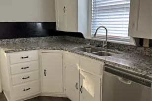 608 23rd St, Waco, TX 76707 - Photo 8