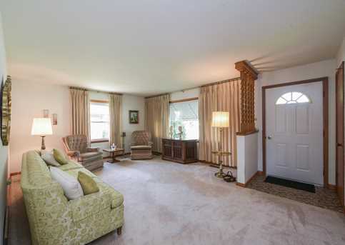 9010 Wildwood Drive - Photo 2