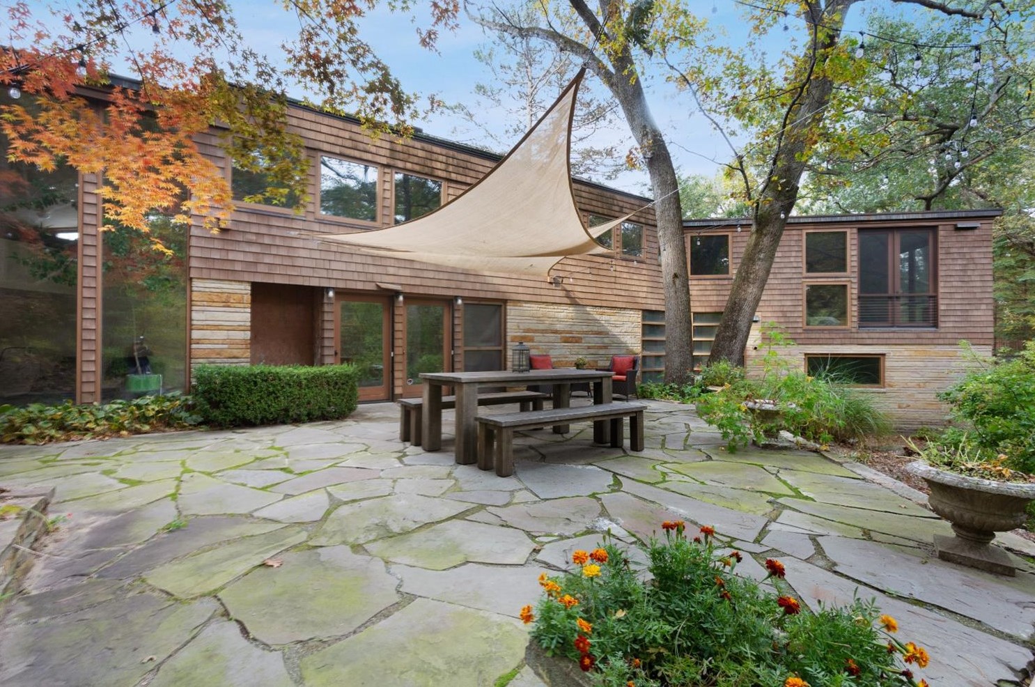 2902 Ridge Rd, Michigan City, IN 46360