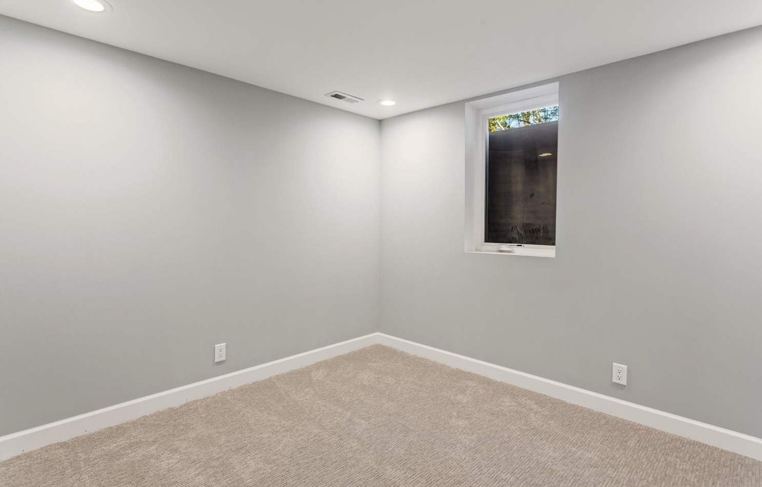 3306 Algonquin Trl, Michigan City IN  46360-1002 exterior