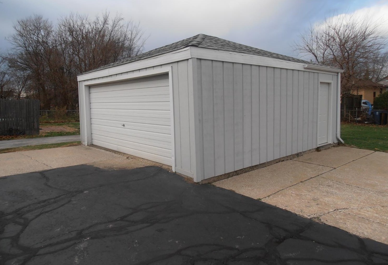 3527 Ridge Rd, Hammond, IN 46322