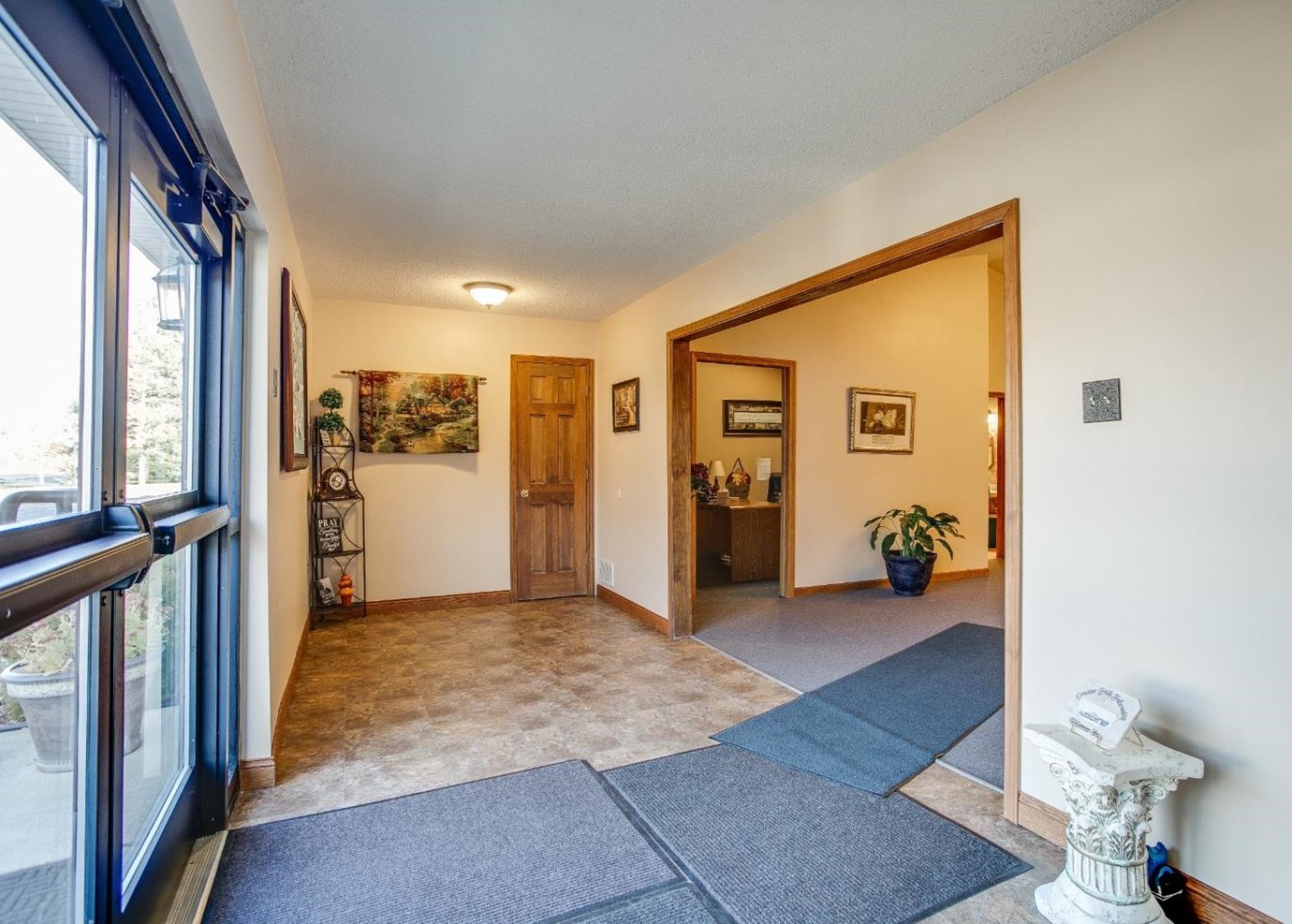 59132 Elm Rd, Mishawaka, IN 46544