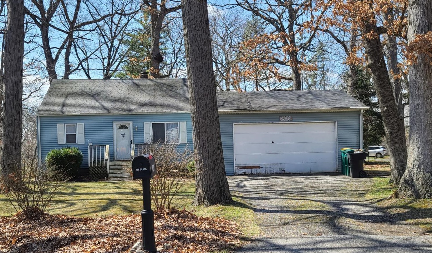 6230 Glen Dr, Gary, IN 46410