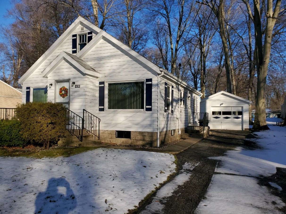 620 Warnke Rd, Michigan City, IN 46360-2761