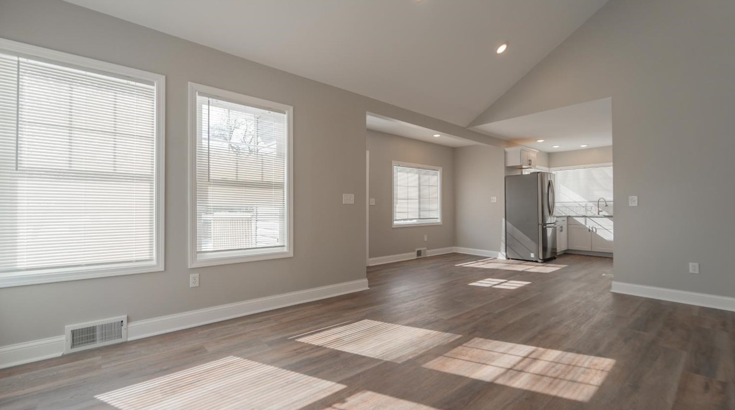 47 Indian Trl, Gary IN 46410-4724 exterior