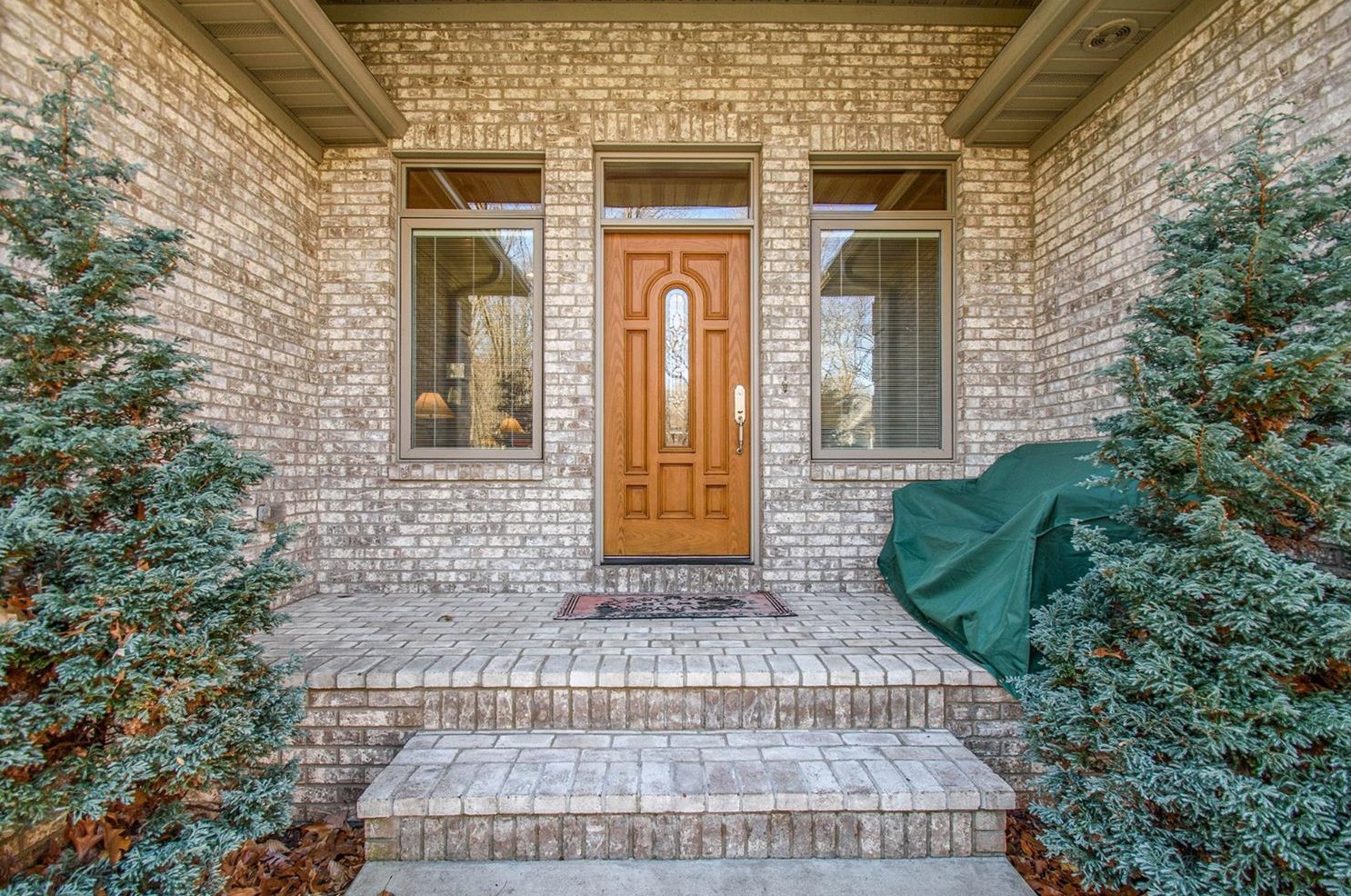 5456 Lindsay, La Porte, IN 46350-7601