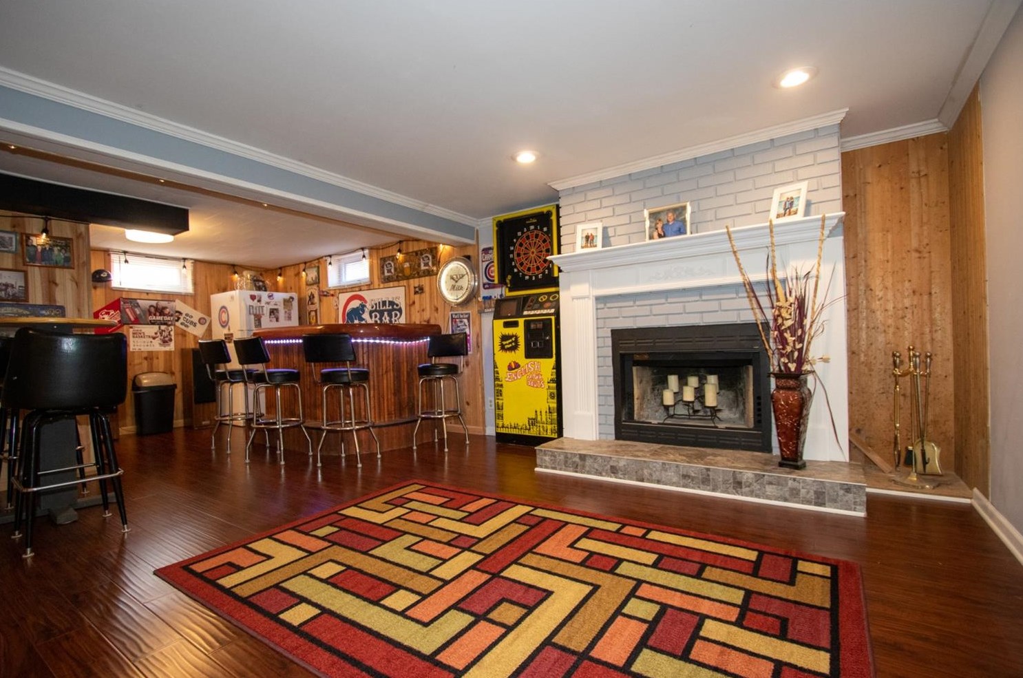 2561 Montgomery St, Gary IN 46403-2068 exterior