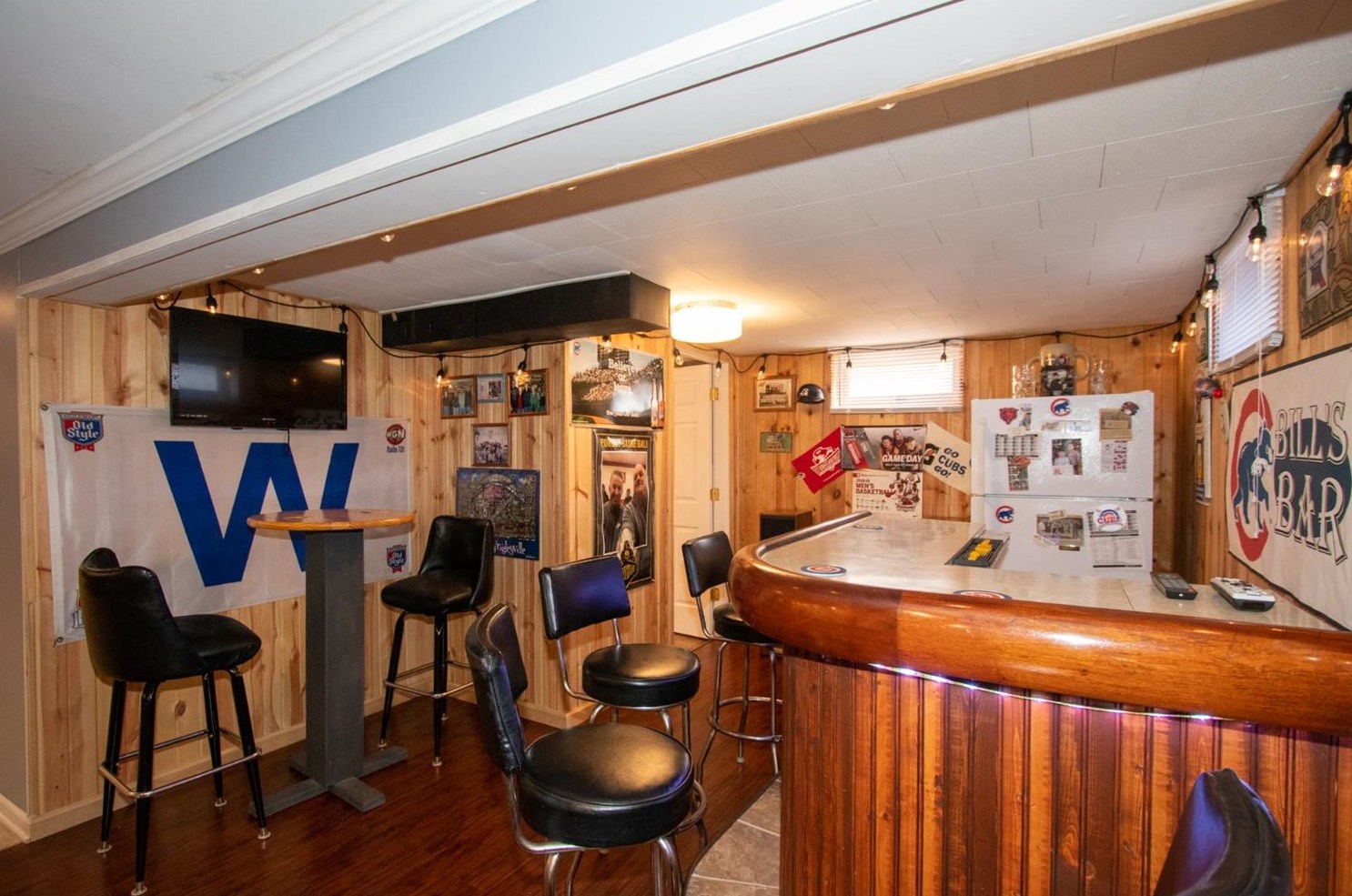 2561 Montgomery St, Gary IN 46403-2068 exterior