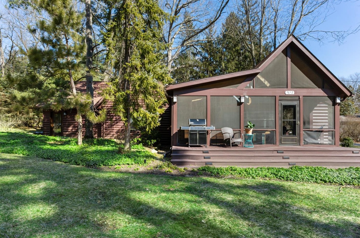 3832 Hiawatha Dr, Michigan City IN  46360-1189 exterior