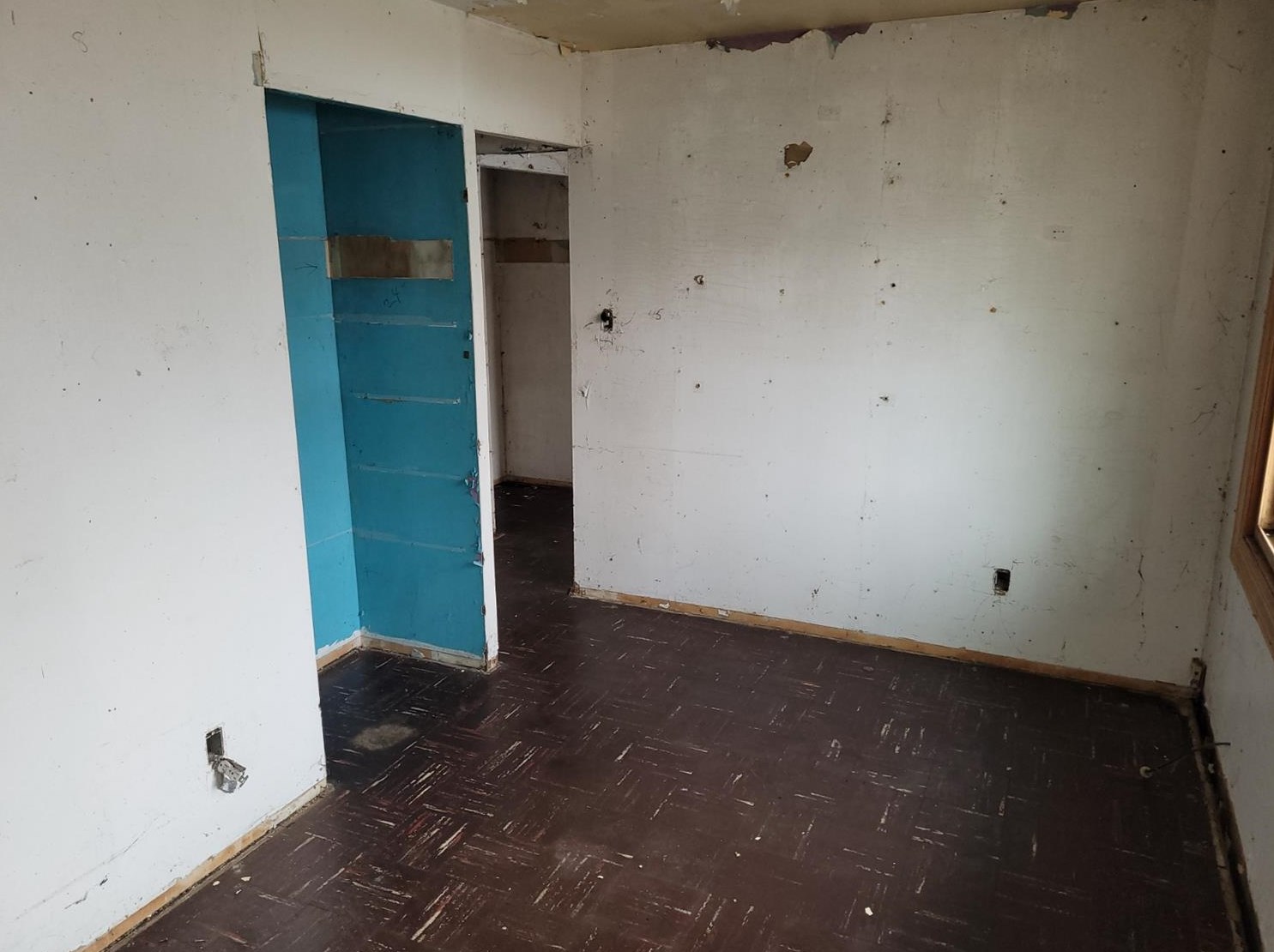 1143 Floyd St, Gary, IN 46403
