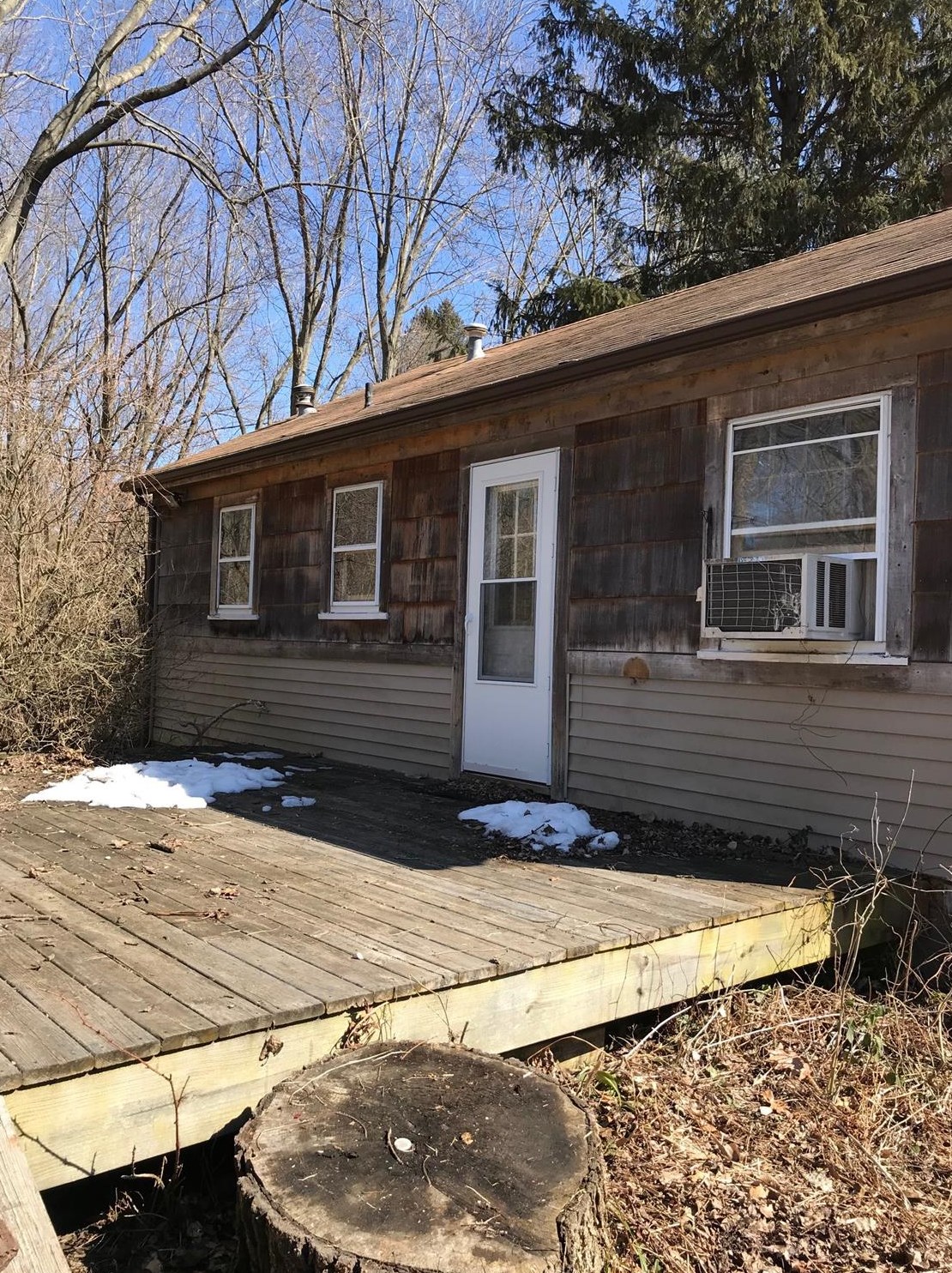3642 Birchwood Dr, Michigan City, IN 46360-1107
