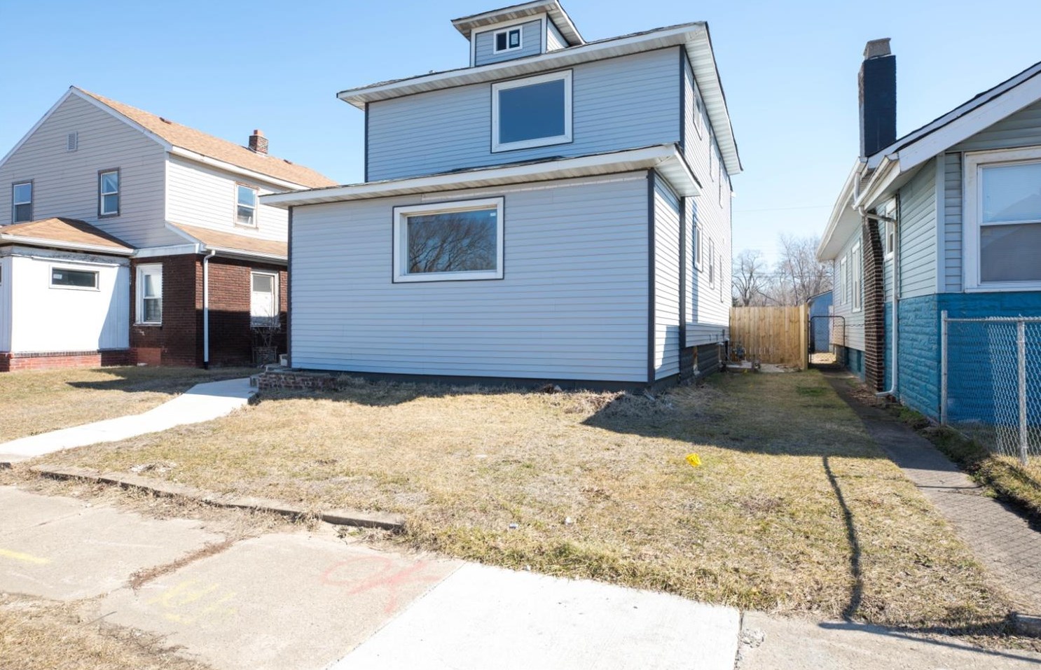 707 Tennessee St, Gary, IN 46402-2633