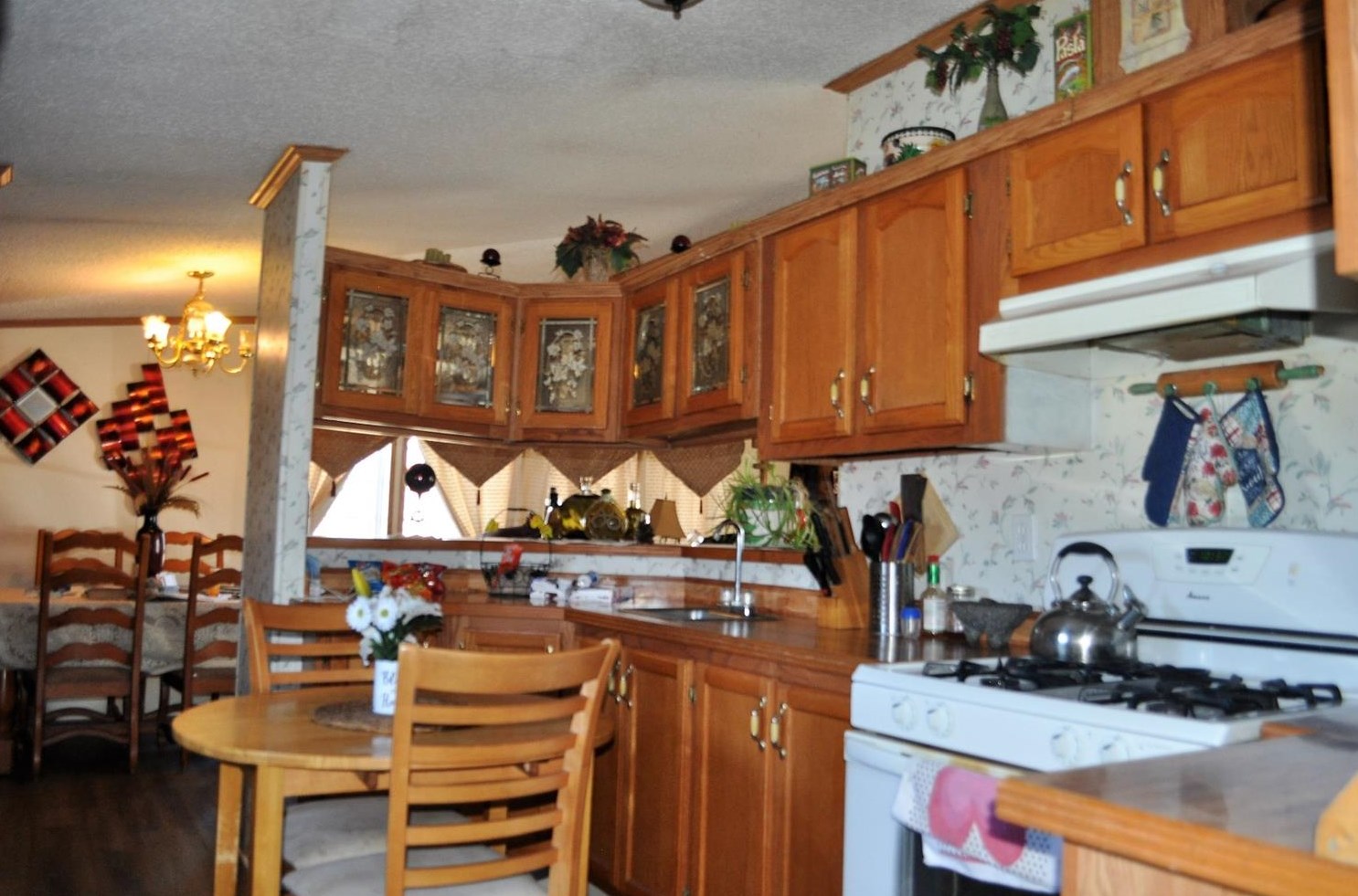 509 S Madison St, Medaryville, IN 47957