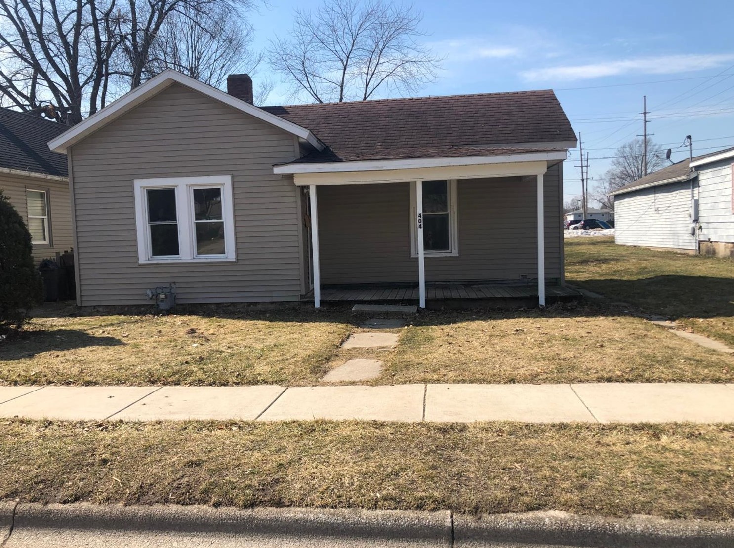 404 John St, La Porte, IN 46350