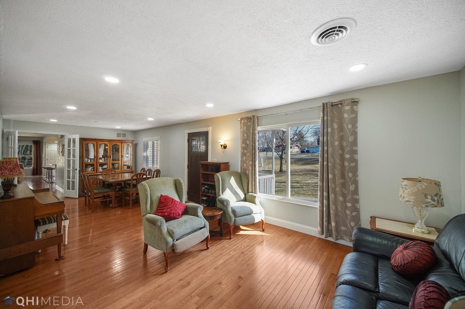 3420 E 73rd Ave, Gary, IN 46410