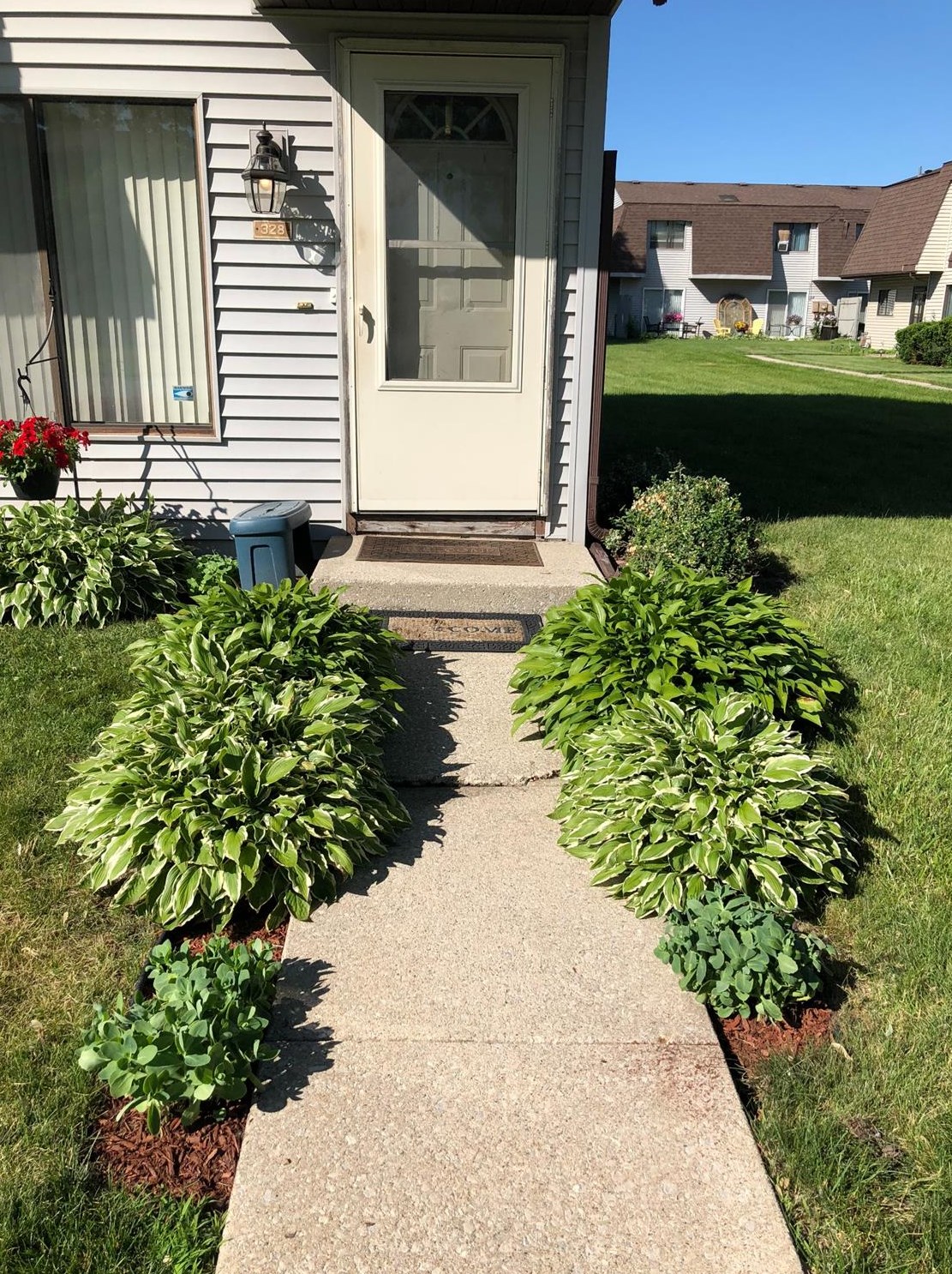 328 E 60th Dr, Gary, IN 46410