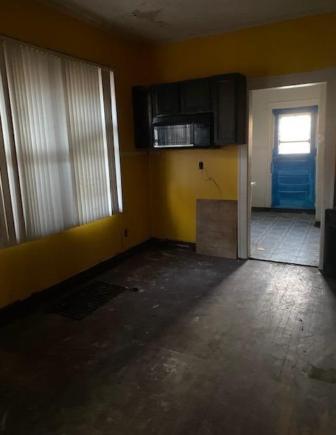 364 Johnson St, Gary, IN 46402