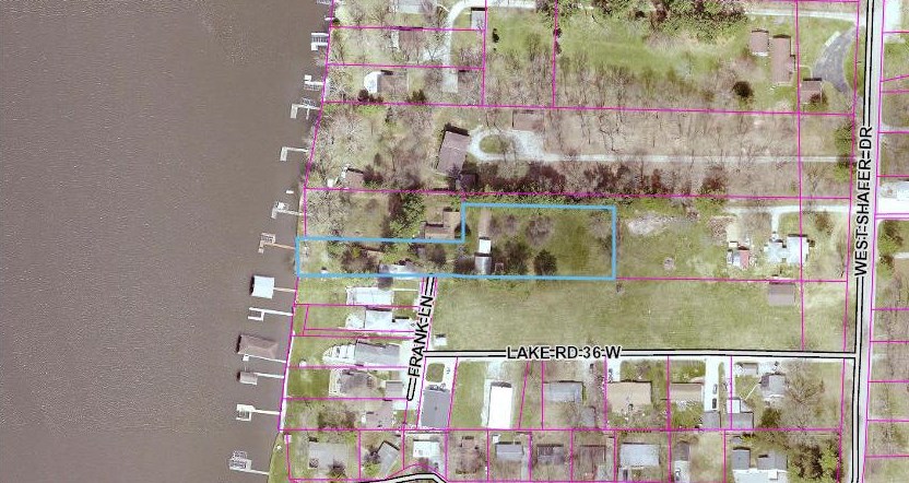 5074 N West Shafer Dr, Indiana Beach, IN 47960