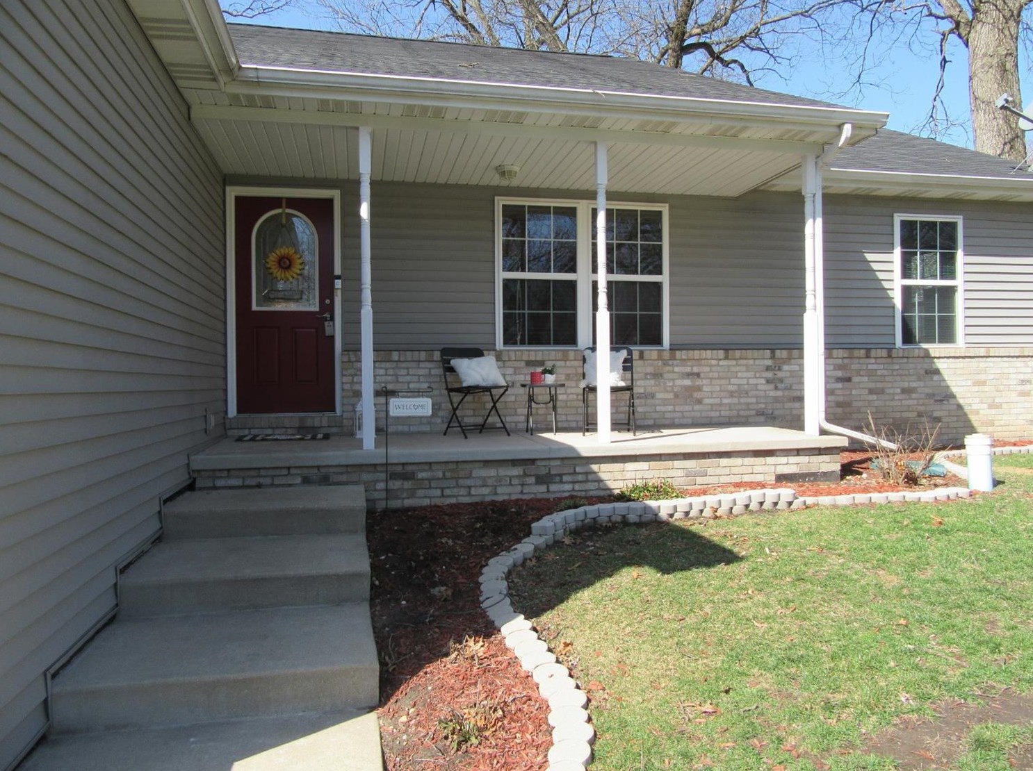 2556 Pryor Rd, Portage, IN 46368-1919