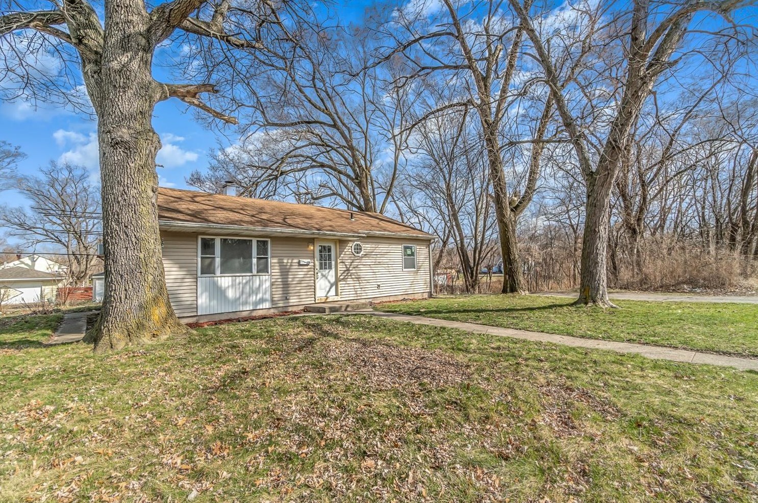335 S Grand Blvd, Gary, IN 46403