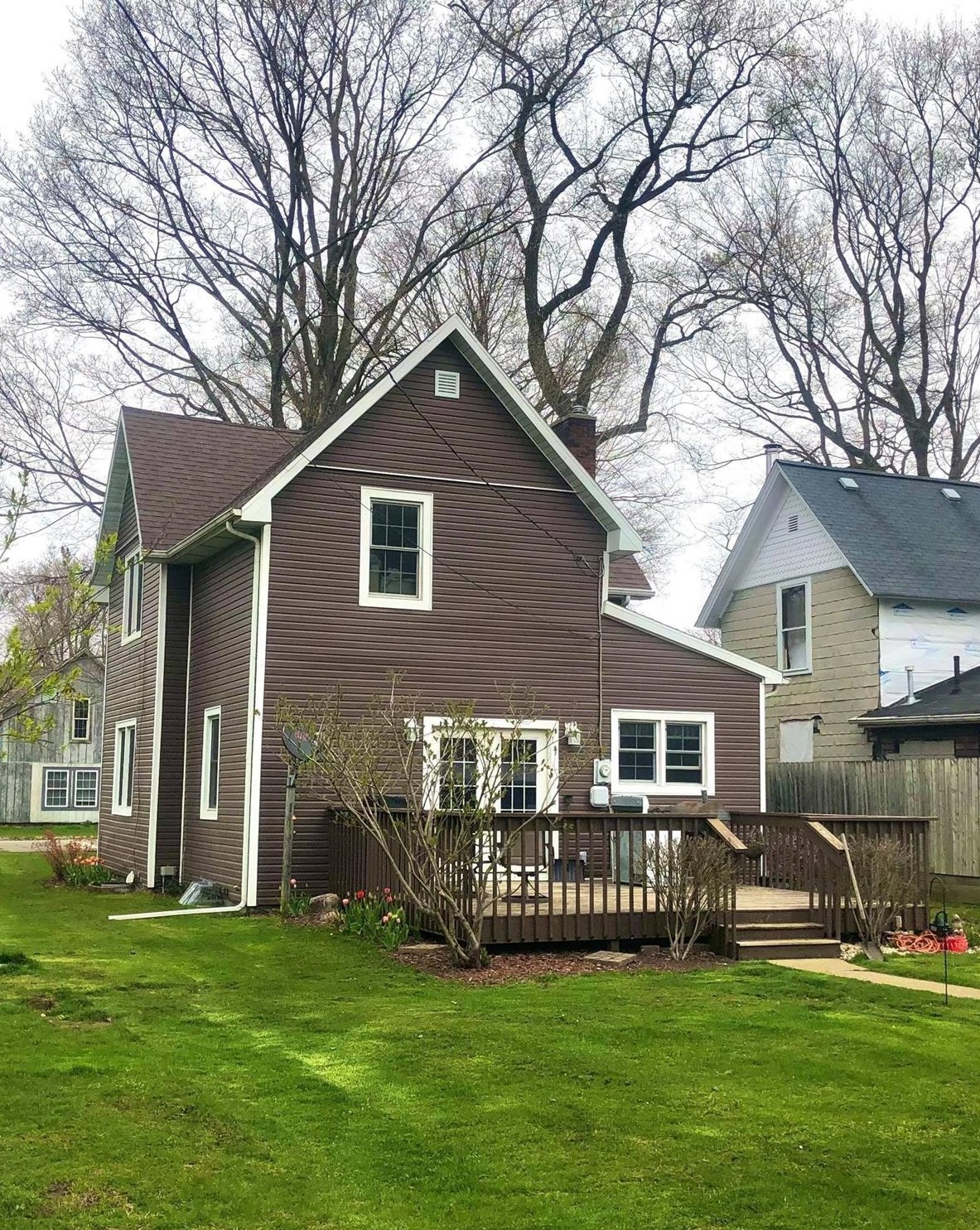 900 2nd St, Wellsboro, IN 46382-9712