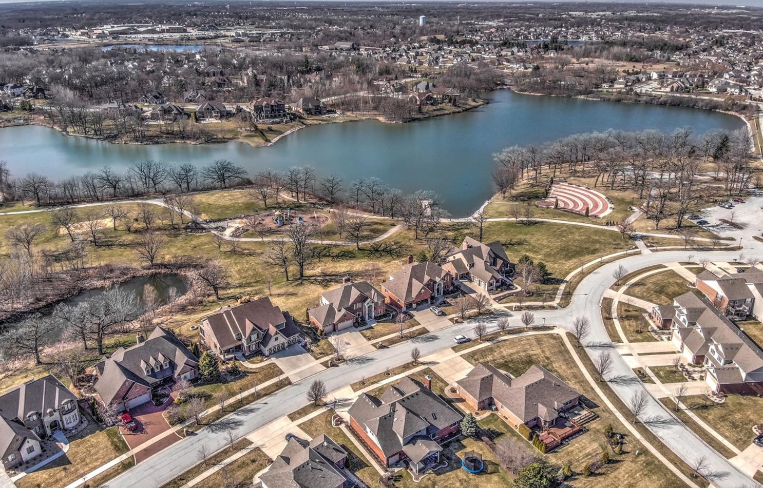 8764 Overlook Point, Dyer, IN 46373